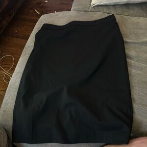 Elegant Black Women's Skirt Banana Republic Size 10 Tall New with Tags